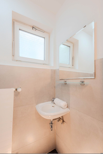 Room 2, Rheinsteig Chalet Whirlpool-sauna-billard-kicker, Mayen-Koblenz