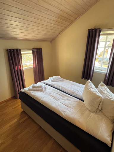 Bedroom 3, Arctic Inn, Gratangen