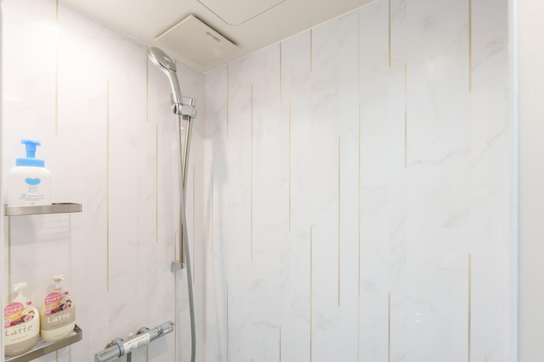 Bathroom 4, Ookini Hotels Dotonbori Apartment, Osaka
