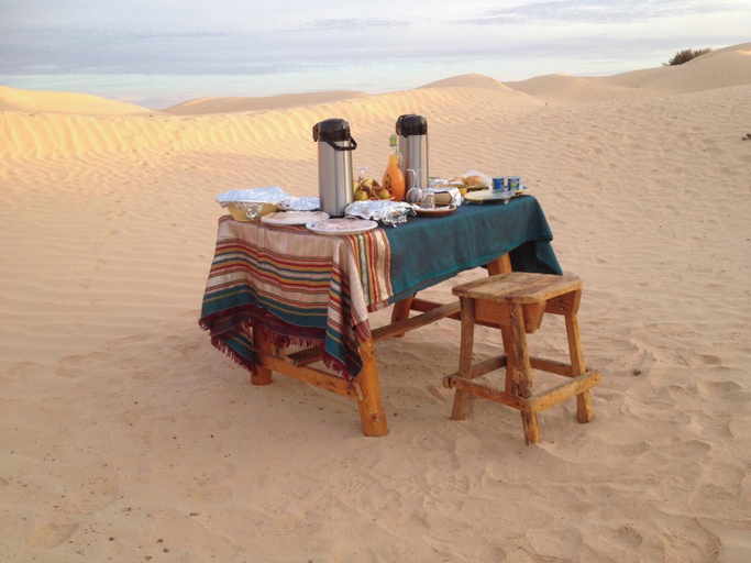 Outdoor dining 2, Campement Sahara Oasis Douz, Douz