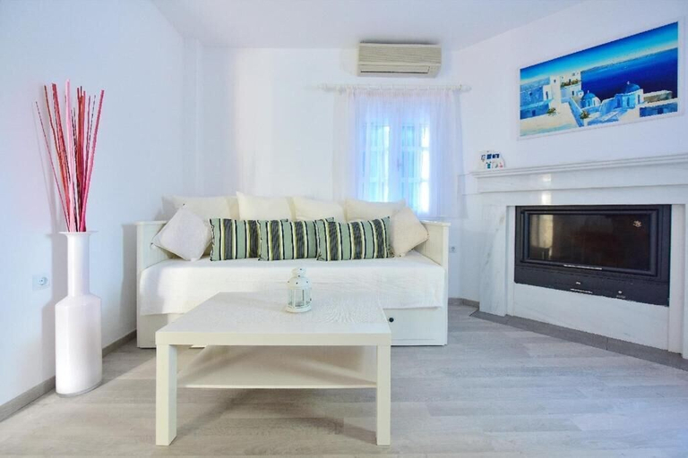 Living area 4, Limnionas Bay Hotel, North Aegean