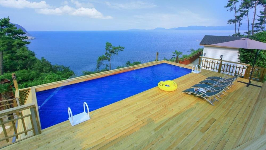 Others 5, Namhae Eunbit Bada Pension, Namhae
