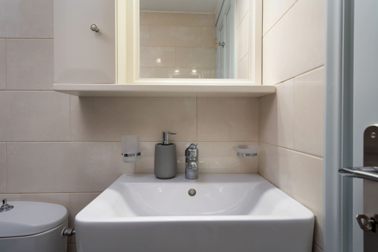 Bathroom 5, Erato City House, South Aegean