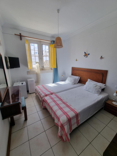 Bedroom 2, Maria Guest house, Albufeira