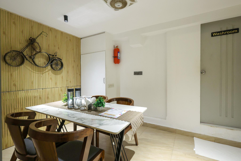 Others 4, Corporate Team Villa: 5BHK + Personal Chef - Wifi, Mumbai Suburban