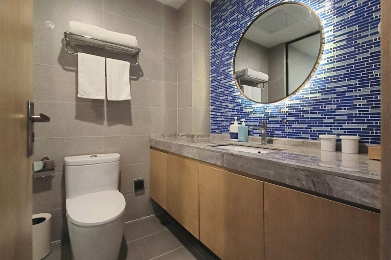 Bathroom 3, Starway Hotel Anyang Linzhou Hongqi Canal Memorial Hall, Anyang