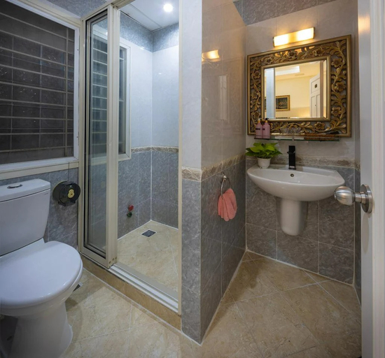 Bathroom 3, Pink Horizon Hotel, Tân Bình