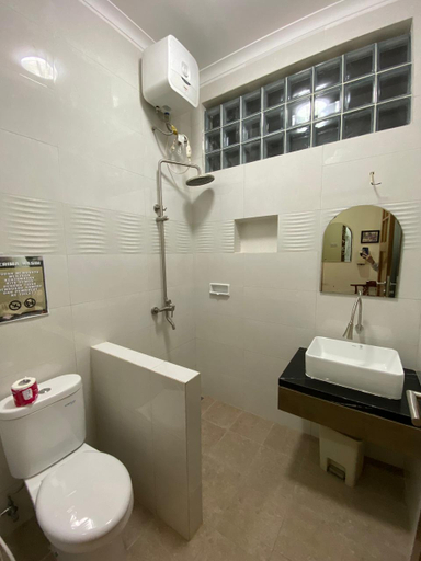 Bathroom 5, Villa New IMS, Bandung
