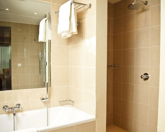 Bathroom 4, Radisson Blu Anchorage Hotel, Eti-Osa