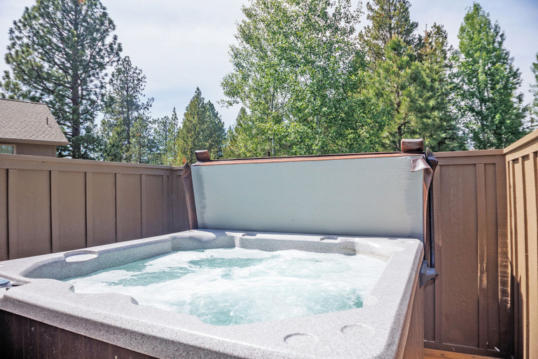 Sport & Beauty, Tokatee 15, Deschutes