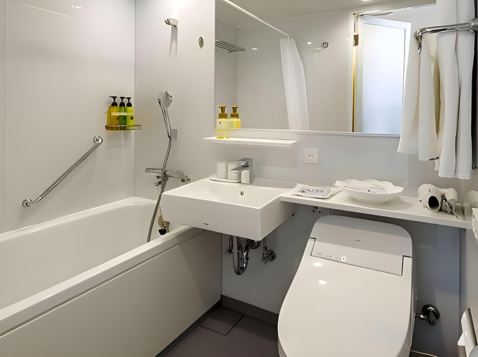 Bathroom 4, JR Hotel Clement Tokushima, Tokushima