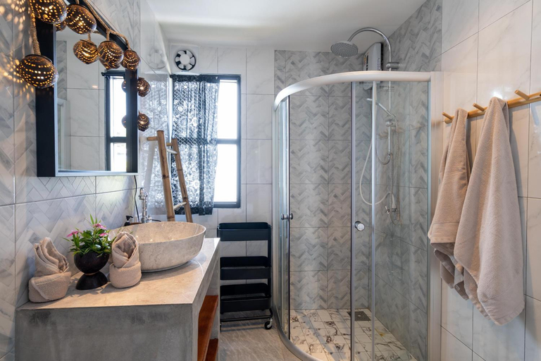 Bathroom 3, Manao Seaview Pool Villa 24 - 5 Mins Walk To The Beach, Ko Lanta
