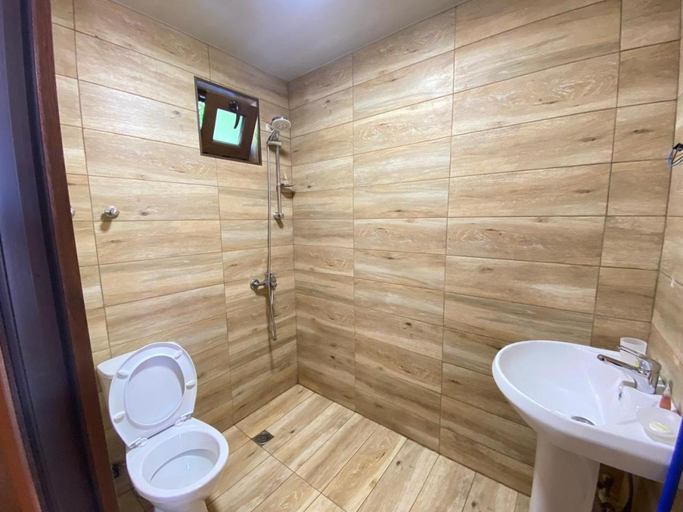 Bathroom 3, SUNSET BUKNARI, Kobuleti
