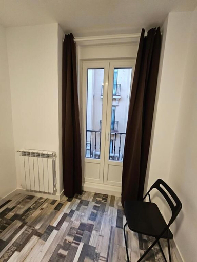 Others 4, Hostal Andrea Gran Via, Madrid