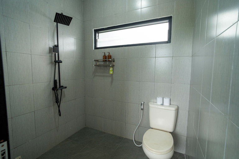 Bathroom 4, Ulu Apsura Villas, Badung