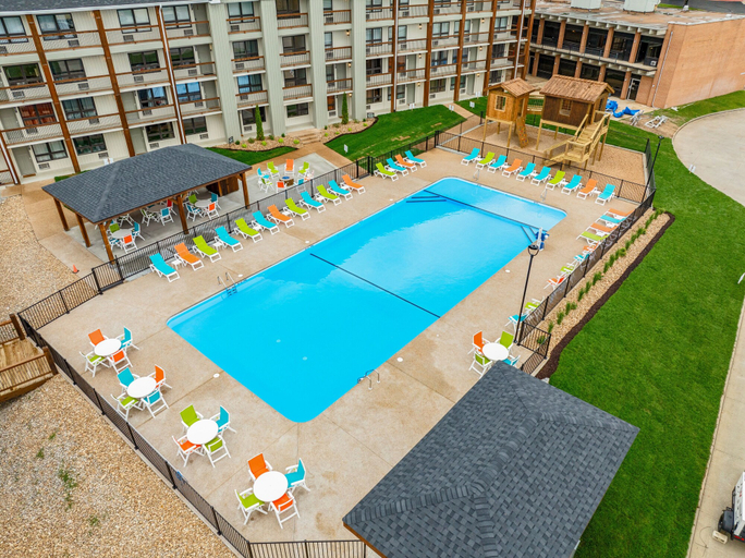 Pool 4, Rc307a- Branson Landing Breeze 2 Bedroom Home, Taney
