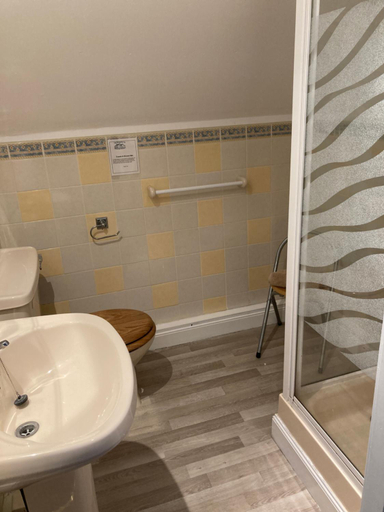 Bathroom 5, The Horseshoe Inn, Argyll and Bute