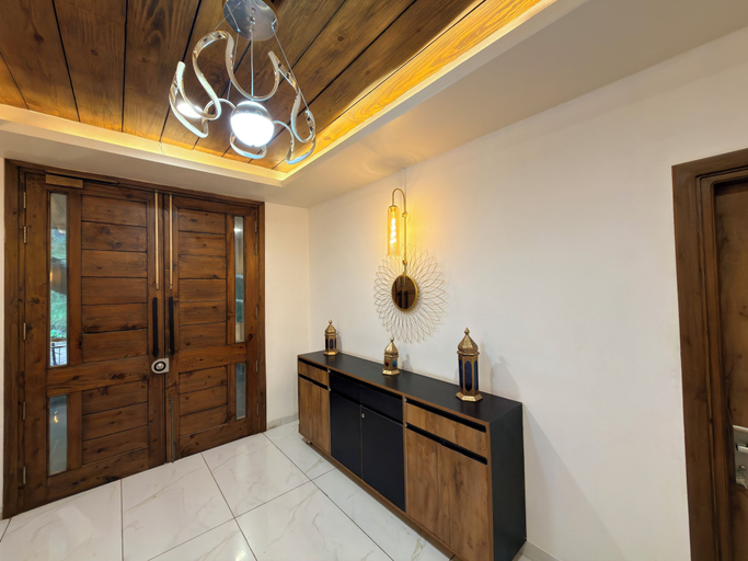 Interior 3, Oak & Amber Retreat, Kullu