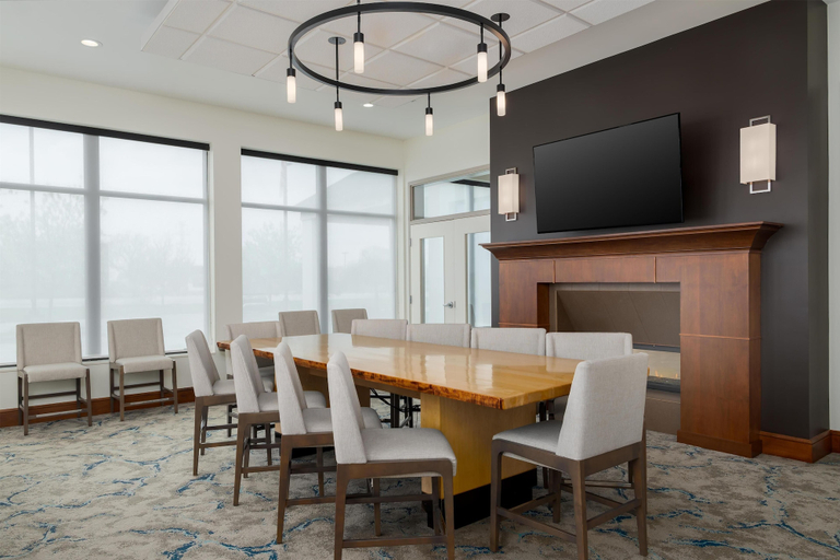 Food & Drinks 5, Hilton Garden Inn Cincinnati/West Chester, Butler