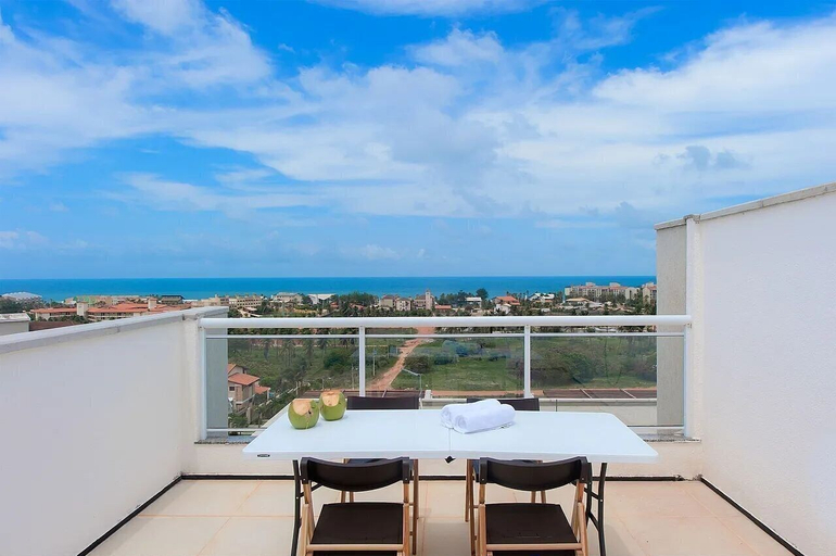 Outdoor dining 2, Beach Townhouses I #08 Duplex By Carpediem, Aquiraz