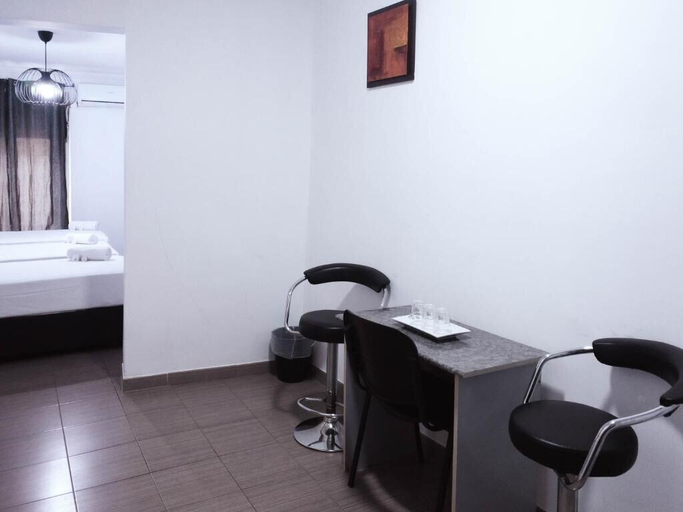 Others 5, Hostal Andrea, Madrid