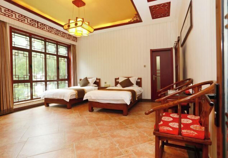 Room 5, Guishanju Ancient Garden Boutique Courtyard Homestay (Yesanpo Qingquanshan Scenic Spot Branch), Baoding