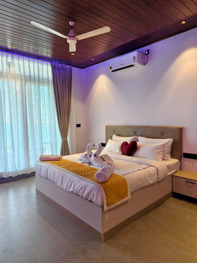Room 5, Coorg Tiger Eye Backwater Resort, Kodagu