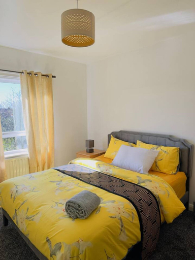 Room 2, Charming 2BR Maisonette in Carlisle Center, Cumbria