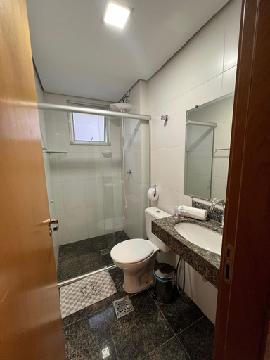 Bathroom 5, LK Santo Antônio 9, Belo Horizonte