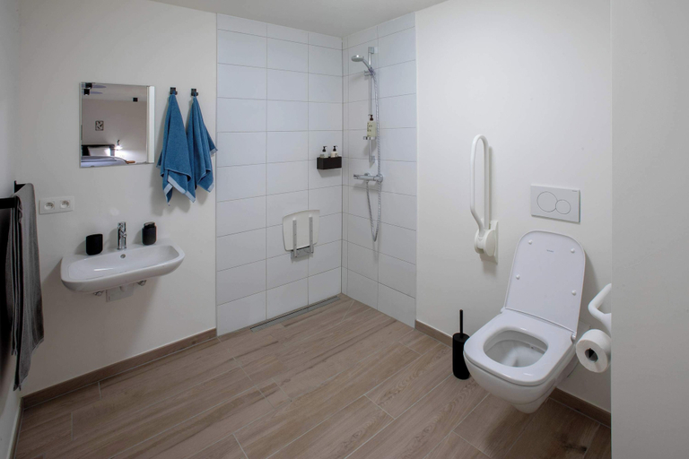 Bathroom 5, Q-Stay, Antwerpen