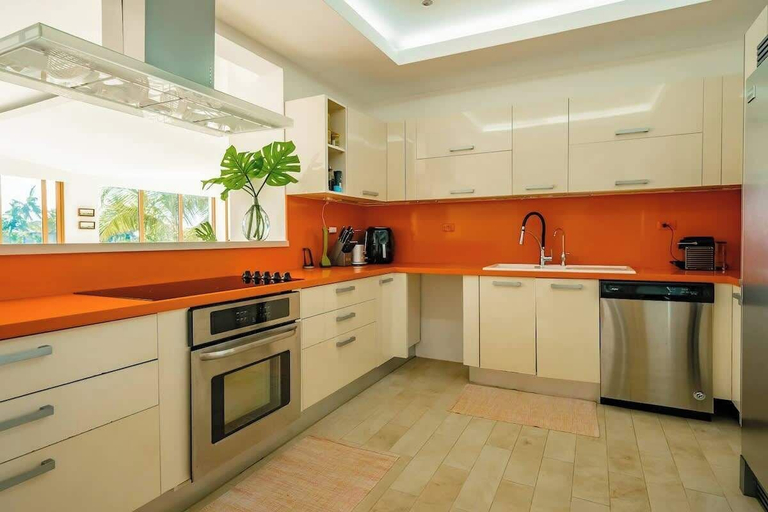 Private kitchen, NOK Dreamy 4BR Villa in Cap Cana's Marina, Salvaleon de Higuey