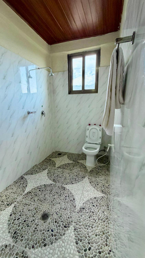 Bathroom 2, Amba Lodge Lalibela, Semen Wello