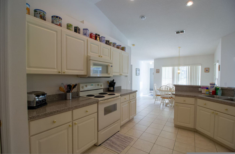 Room 2, Villa Lovie Charming 4-bed 3-bath With Pool spa, Citrus