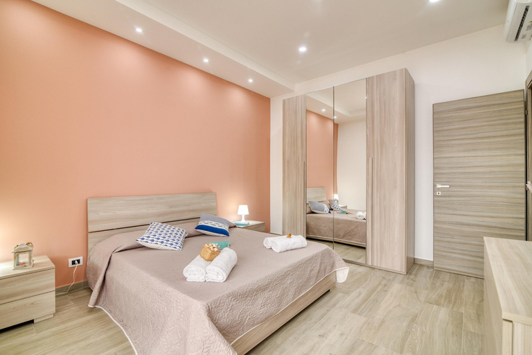 Bedroom 4, Corallo House 200m From The Sea, Syracuse