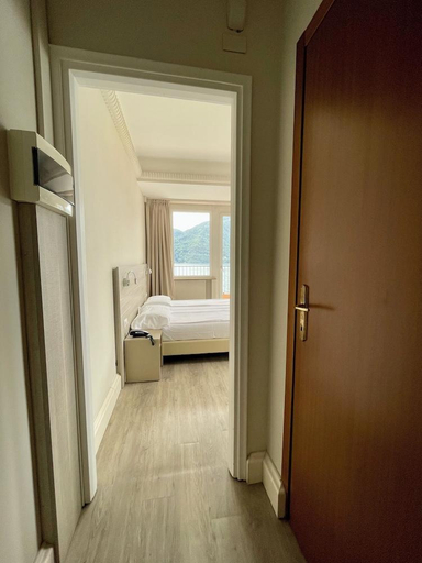 Bedroom 2, Hotel Bazzoni, Como