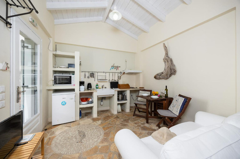 Room 5, Agathi Cottage in Longos, Ionian Islands