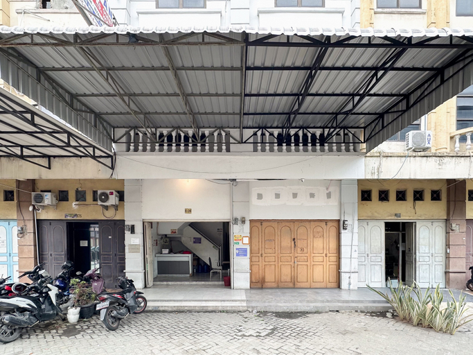 Exterior 3, RedDoorz @ Komplek MMTC Deli Serdang 2, Medan