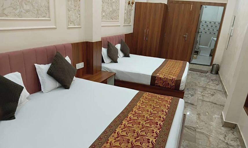 Room 5, Kashi darshan home stay, Varanasi