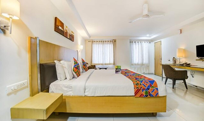 Room 3, Taj Mahal Hotel, Panjagutta, Hyderabad
