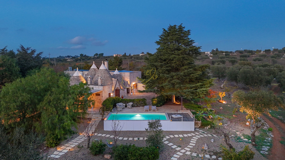 Primary image, TD I Pagliericci - Enjoy Trulli With Pool, Bari