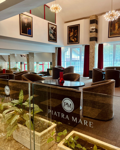 Public Area 4, Piatra Mare, Brasov
