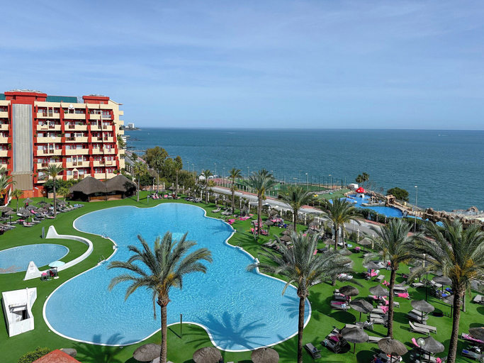 Exterior & Views 2, Holiday World Resort Affiliated by Meliá, Málaga