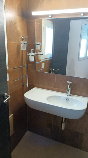 Bathroom 5, Hostel Elios, Murcia