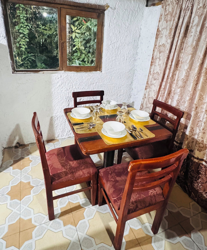 Dining, La Cabañita del Viajero, San Miguel de los Bancos