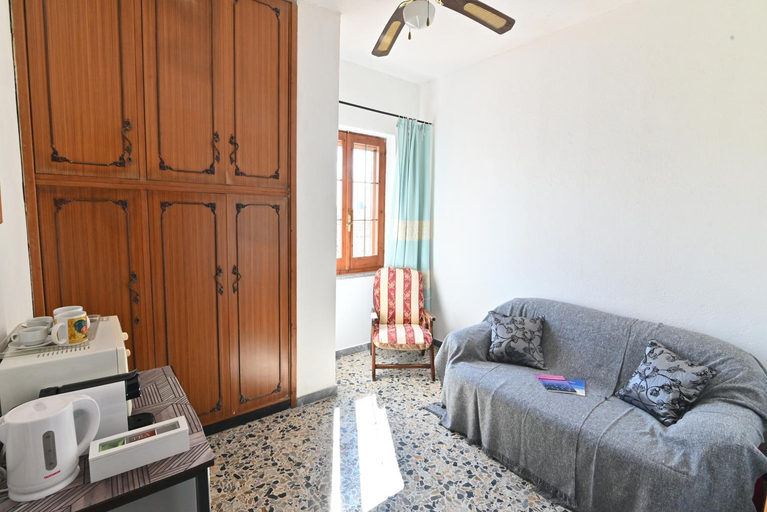 Others 2, IzzHome Central, Cagliari
