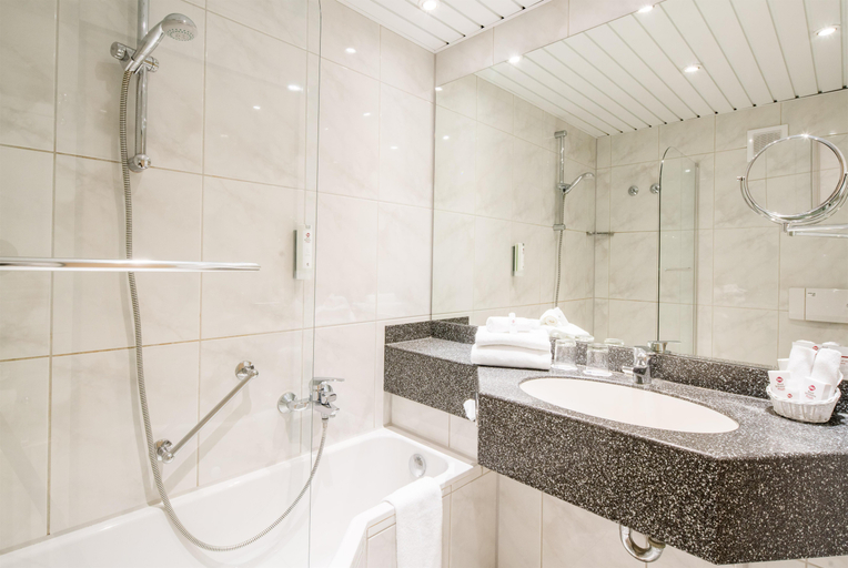 Bathroom 4, Best Western Plus Hotel Am Schlossberg, Esslingen