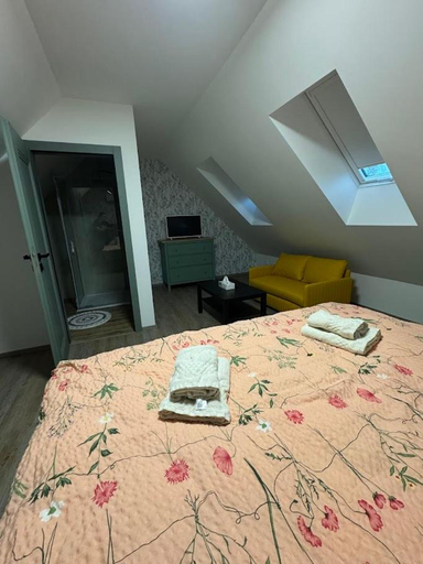 Bedroom 2, U Katalpy, Břeclav