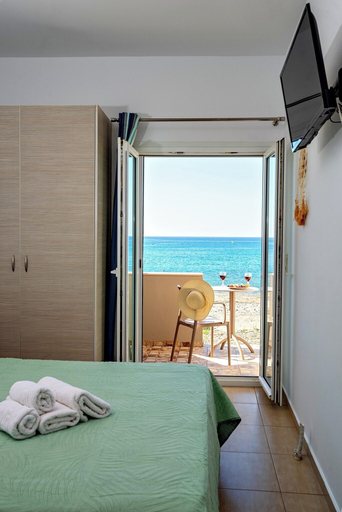 Others 5, Fodele Beach Front Apts., Crete