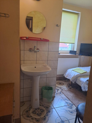 Bathroom 2, Pokoje goscinne zaglobianka, Przemyśl City