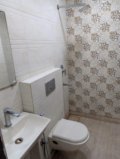 Bathroom, Hotel Toto International, Delhi